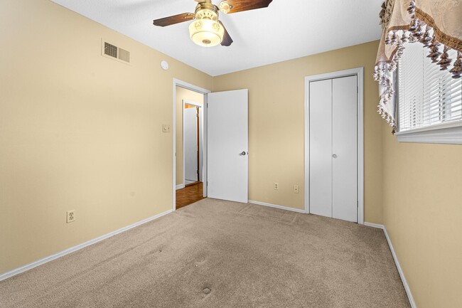 Building Photo - 319 Homeville Rd
