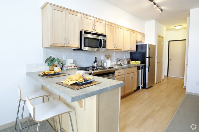 Interior Photo - 507 Northgate