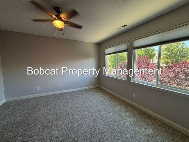 Building Photo - 1240 Flintwood Dr
