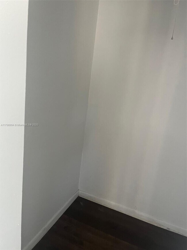 Building Photo - 5624 Blueberry Ct