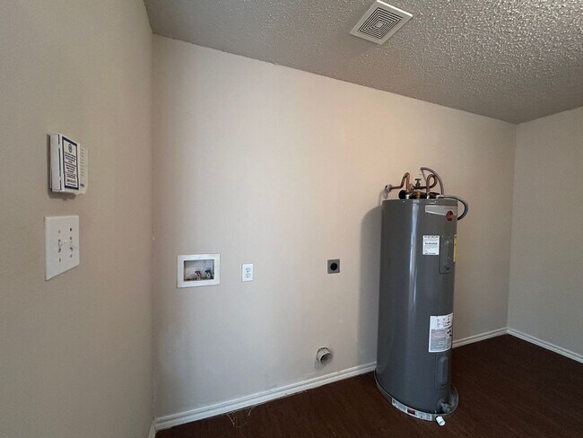Building Photo - "Fort Worth Texas Homes for Rent"