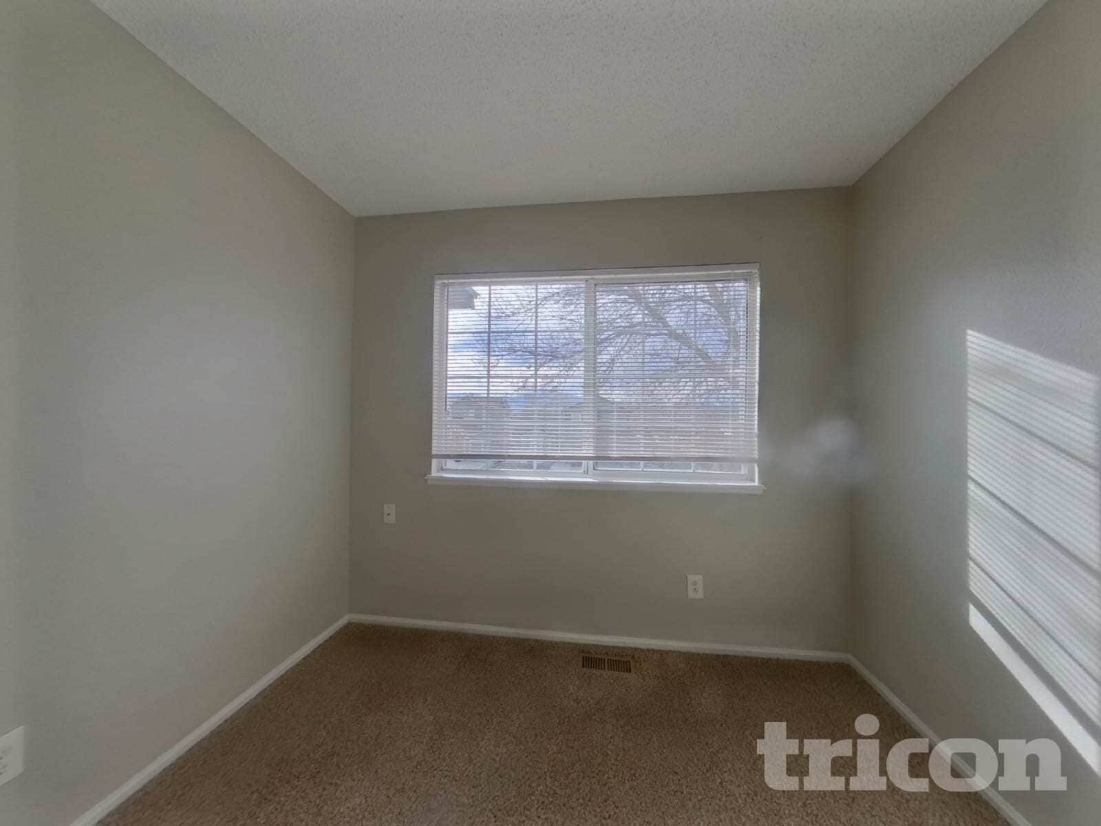 Building Photo - 3025 Richmond Dr