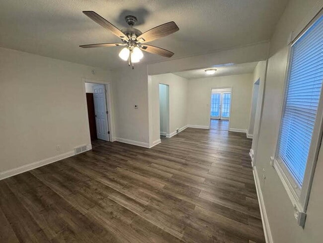 Building Photo - 3528 Rollins Ave