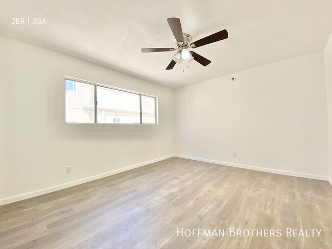 Building Photo - 1206 S Holt Ave