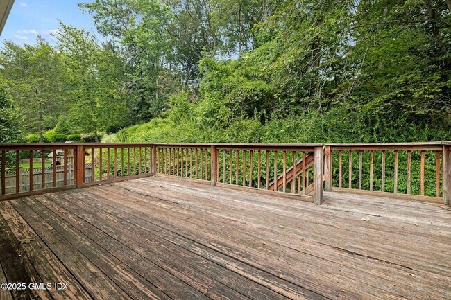 Building Photo - 37 Windsor Ln