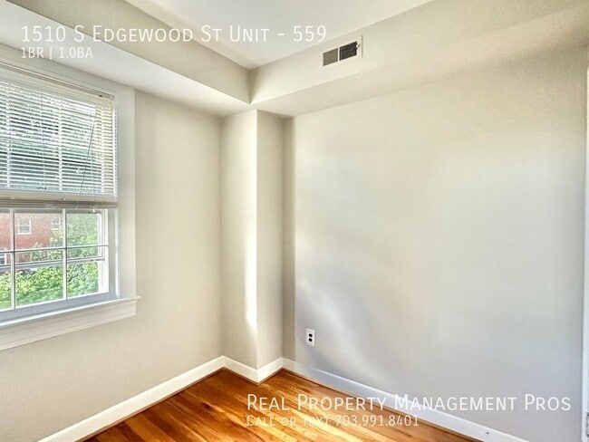 Building Photo - 1510 S Edgewood St