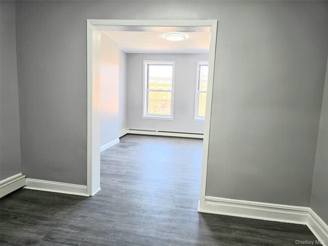 Building Photo - 56-46 Myrtle Ave