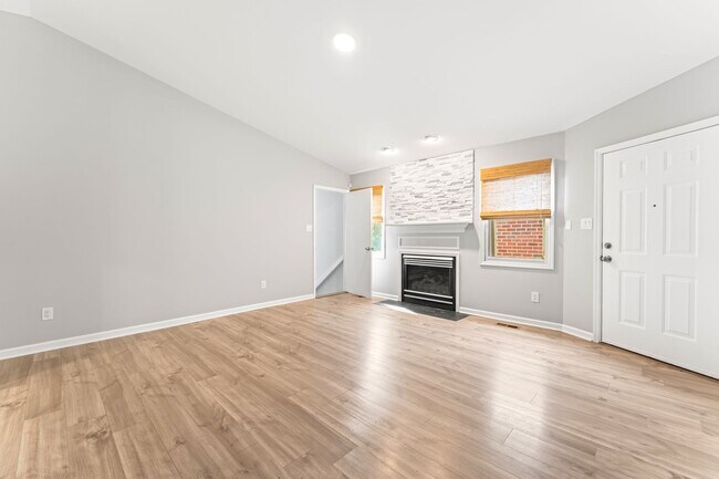 Building Photo - Fully Updated - Beautiful 3BR/2BA single-level home with a finished walk-out basement!