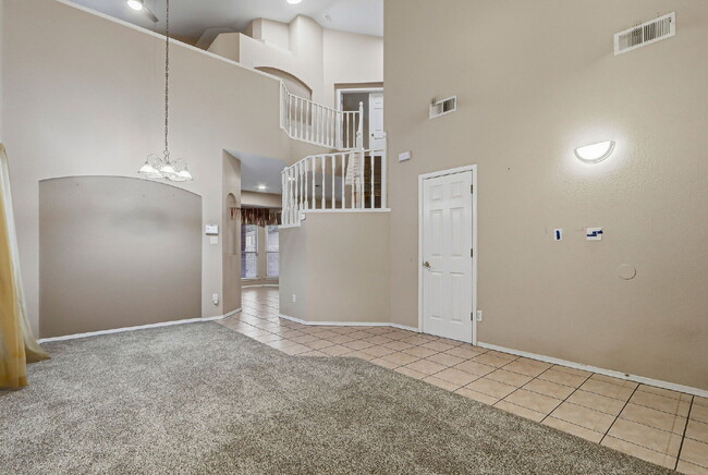 Building Photo - For Rent – 3 Bedroom, 2.5 Bath Home with Mountain Views & Refrigerated Air