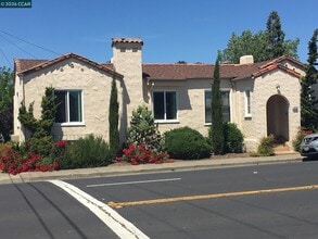 Building Photo - 1602 Georgia St