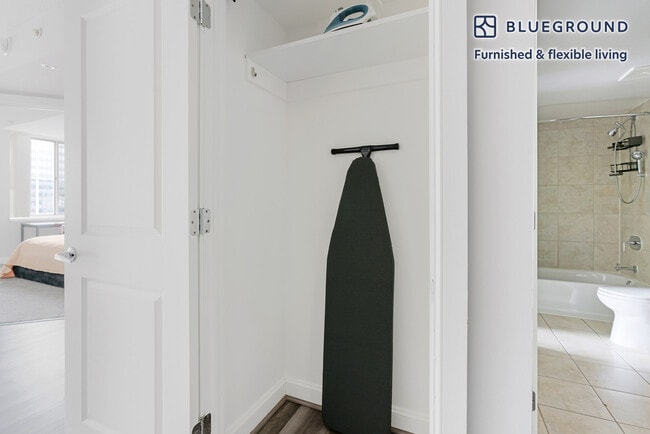 Building Photo - 4835 Cordell Ave