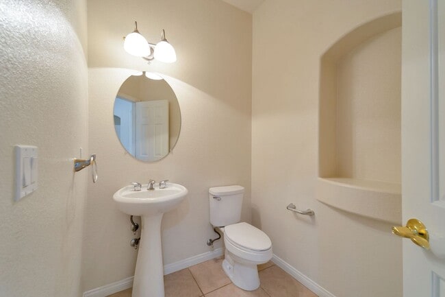 Building Photo - 4127 Abernethy Forest Pl