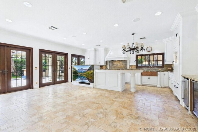 Building Photo - 107 Flagler Promenade S