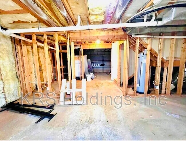 Building Photo - 400 Barrington Way