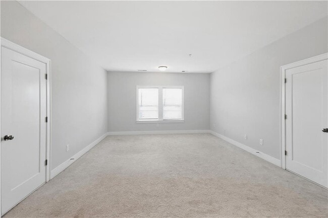 Building Photo - 2557 Oakbourne Ln