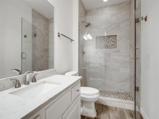 Building Photo - 5860 Red Hill Ln