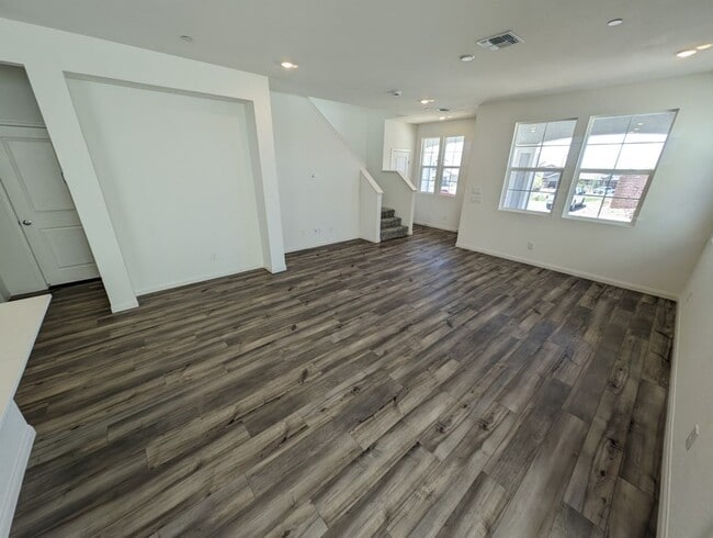 Building Photo - 3659 Almada Ln