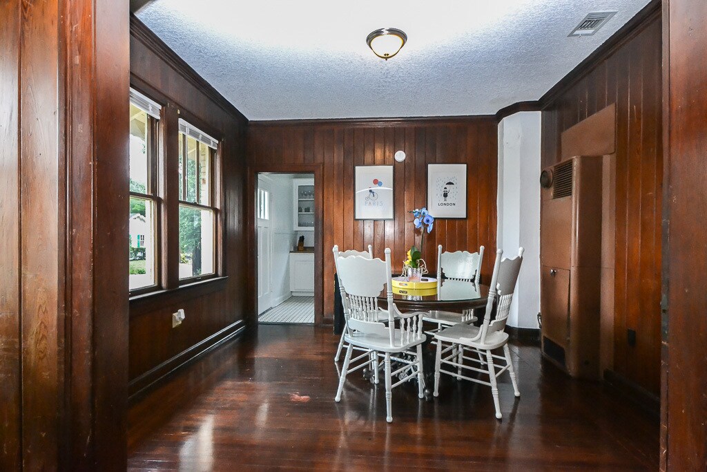 Building Photo - 4259 Saint Johns Ave