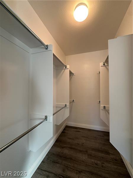 Building Photo - 2321 Martinique Ave