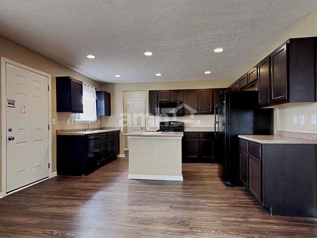 Building Photo - 1621 Wagner Dr