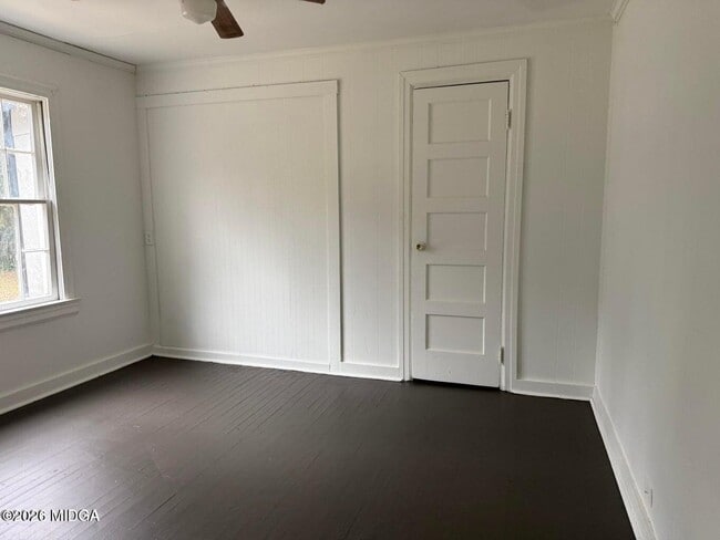 Building Photo - 1260 Auburn Dr