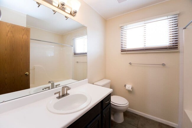 Building Photo - Home backing to foothills