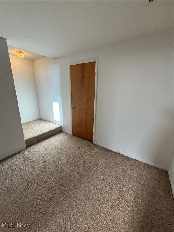 Building Photo - 964 Country Club Dr