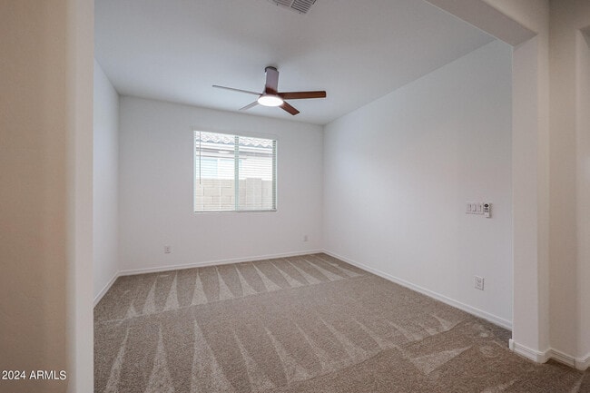 Building Photo - 8752 W Medlock Dr