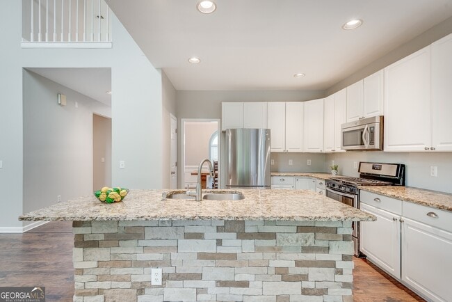 Building Photo - 6515 Fairgreen Dr