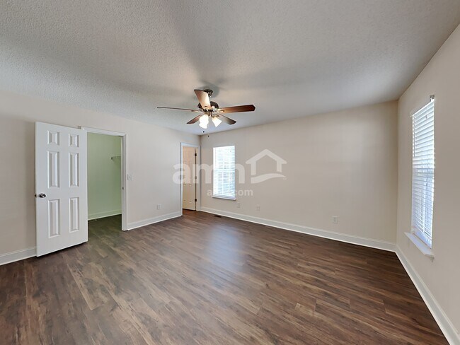 Building Photo - 2601 Mortise Ct