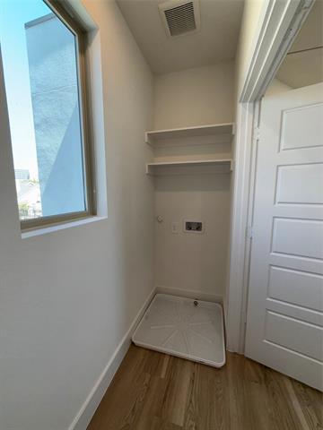 Building Photo - 5508 Mesa Cir