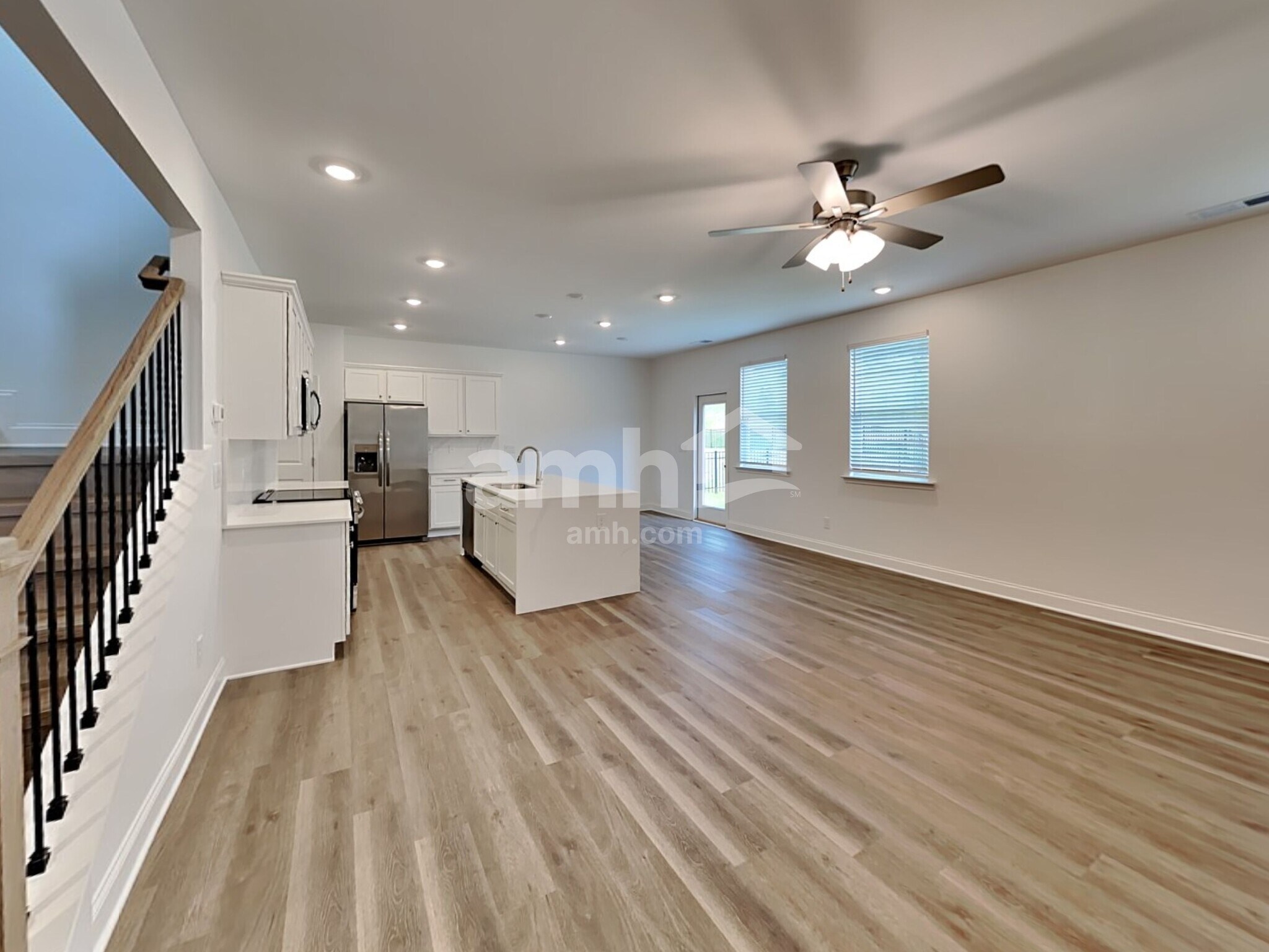 Building Photo - 1031 Highland Walk