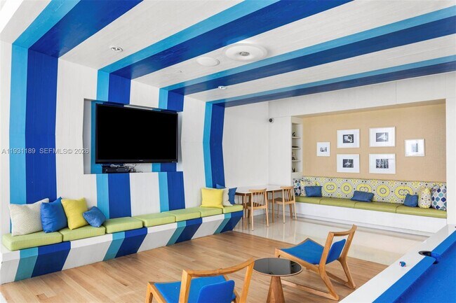 Building Photo - 3951 S Ocean Dr