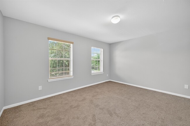 Building Photo - 20718 Bandrock Terrace
