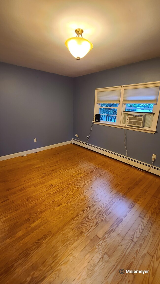 Building Photo - 69 Piscataqua Rd
