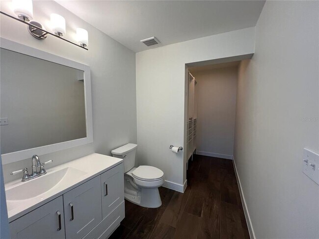 Building Photo - 5398 27th Ave N