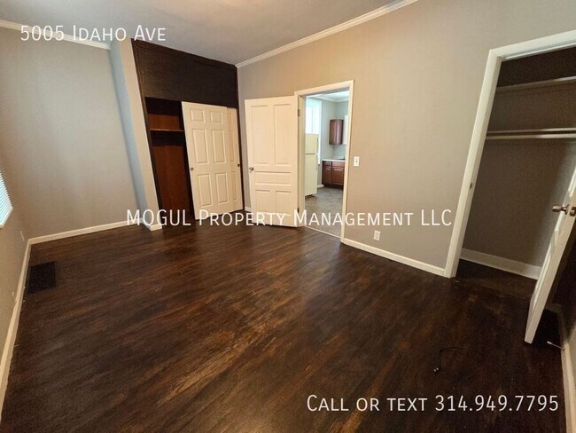 Building Photo - 5005 Idaho Ave
