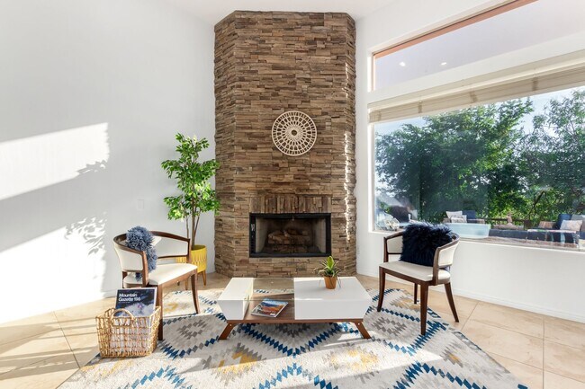 Building Photo - Available June 1st 2026 - Exclusive Gated Scottsdale Mountain Ranch Home