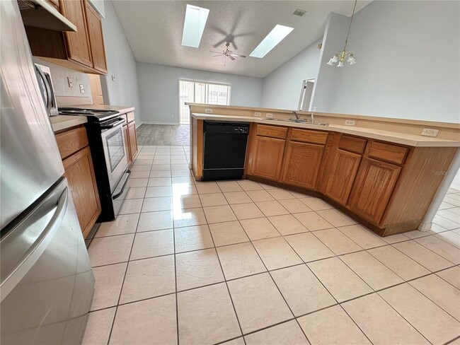 Building Photo - 11530 Kenley Cir