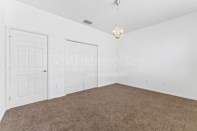 Building Photo - 10886 Cory Lake Dr