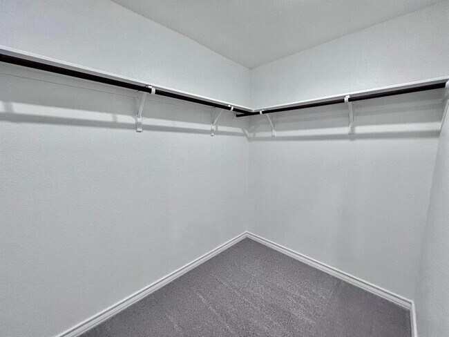 Building Photo - 4701 Lavender Field Path