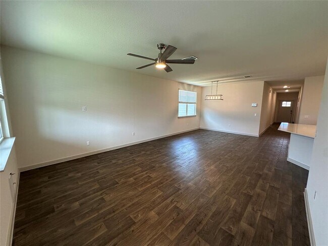 Building Photo - 103 Krause Spgs Dr