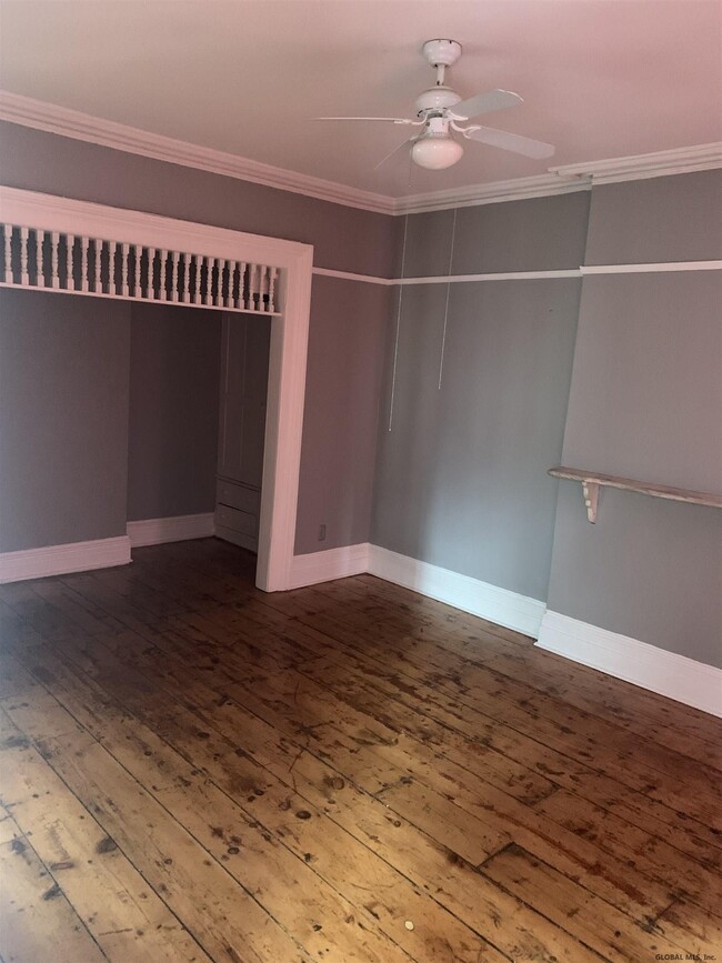 Building Photo - 130 Grand St