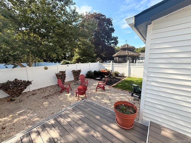 Building Photo - 24 Tyler Ave