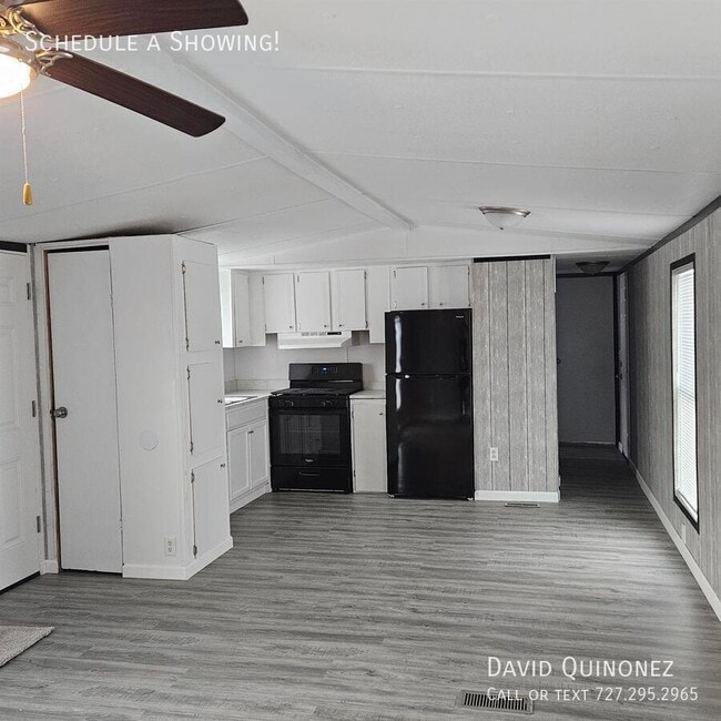 Building Photo - 5515 Brazo-