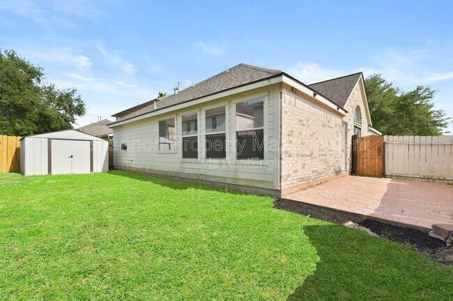 Building Photo - 18534 Burgundy Sky Way