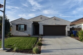 Building Photo - 917 Somerset Way