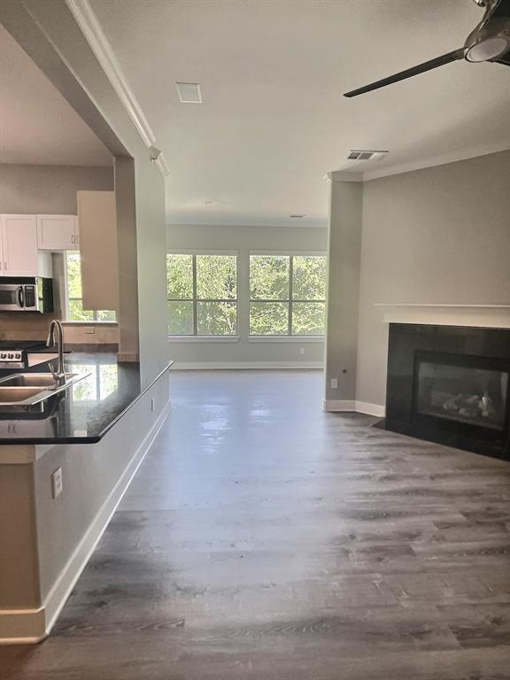 Building Photo - 2216 Thornton Rd