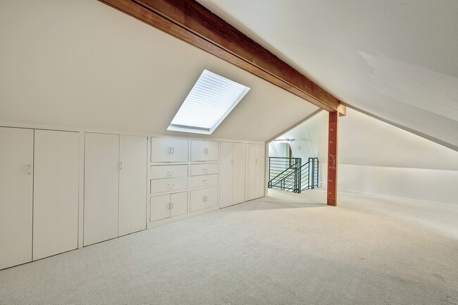 Building Photo - 3028 Georgetown St