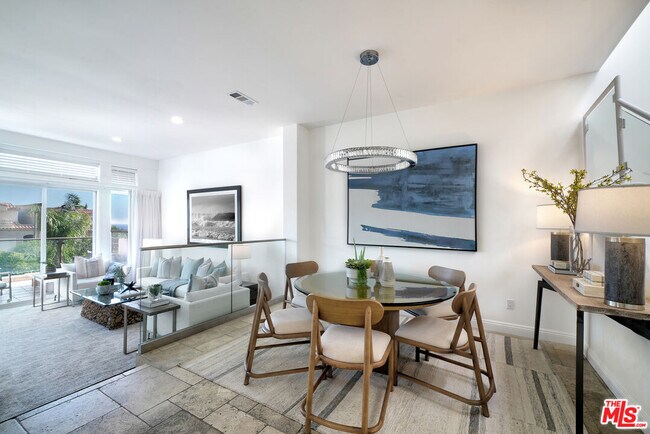 Building Photo - 6436 Lunita Rd